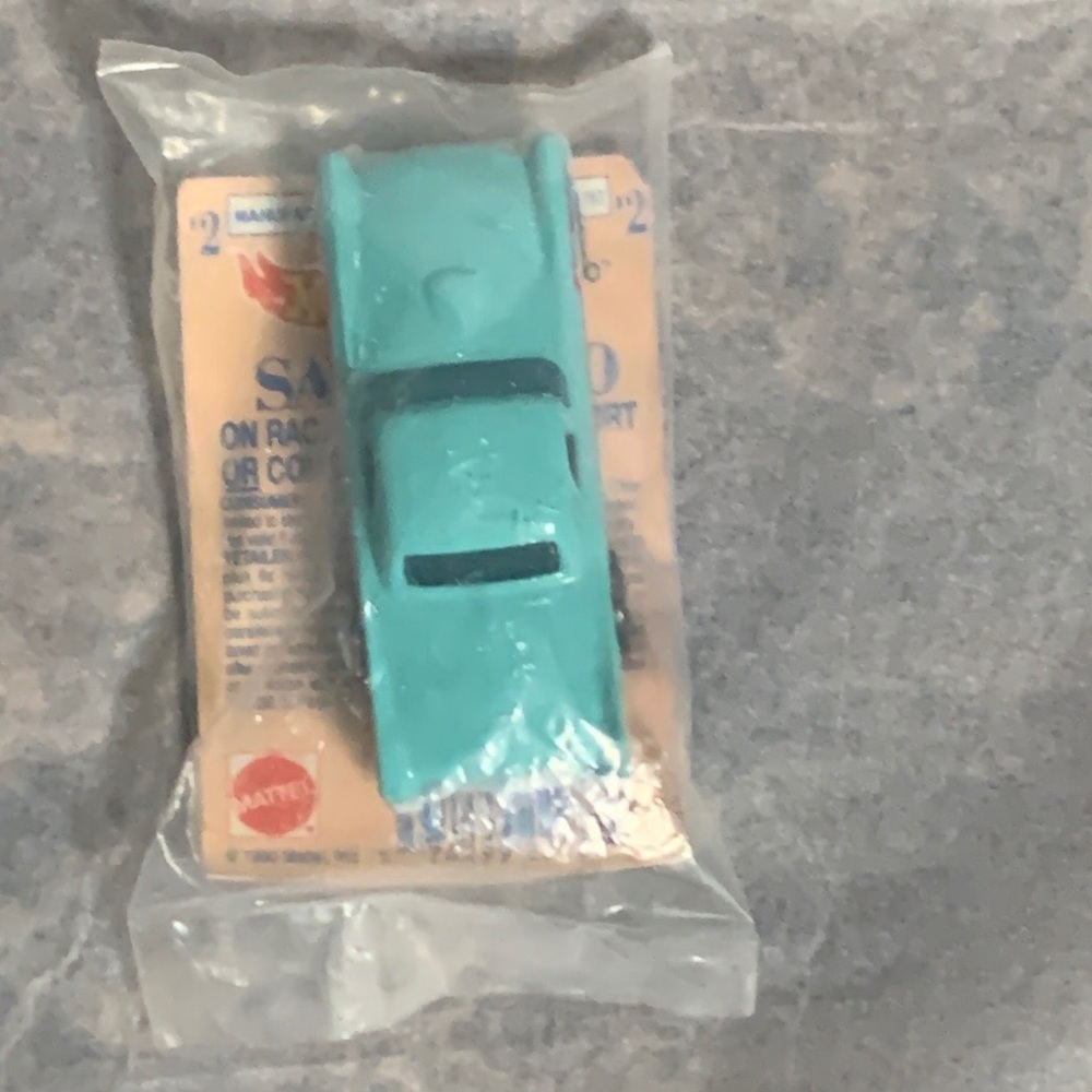 McDonalds Hot Wheels 57 Ford T-Bird MIP 1990